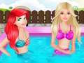 Spēle Princesses Pool Day