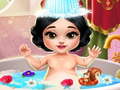 Spēle Snow White Baby Bath