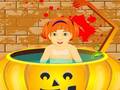 Spēle Little Baby Halloween Bathing